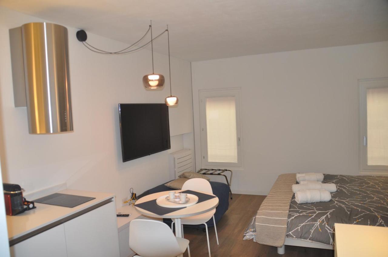 Modena Charme Belle Arti Apartment Exterior photo
